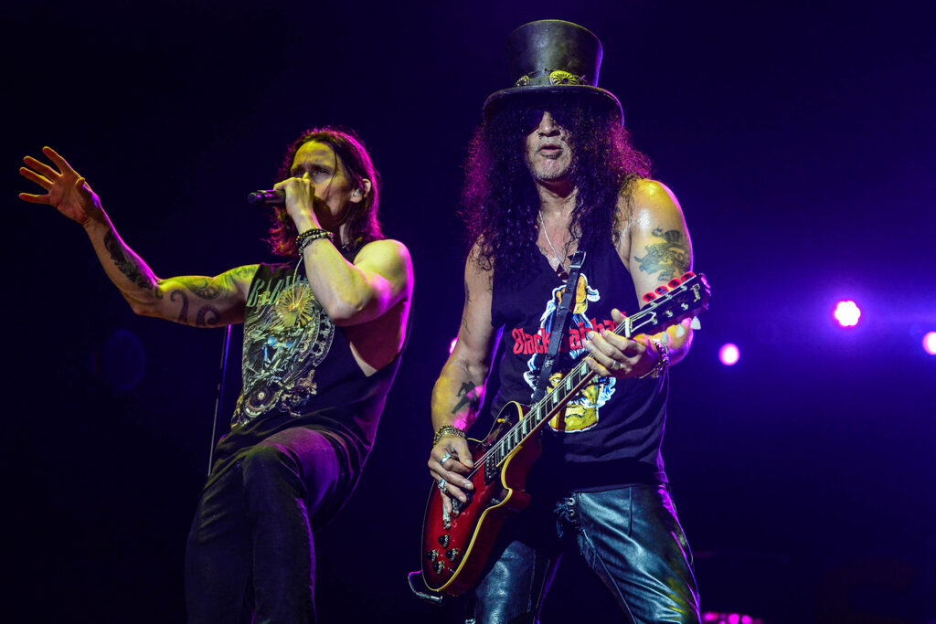 watch-slash-and-the-conspirators-cover-elton-john’s-‘rocket-man’-at-tour-launch