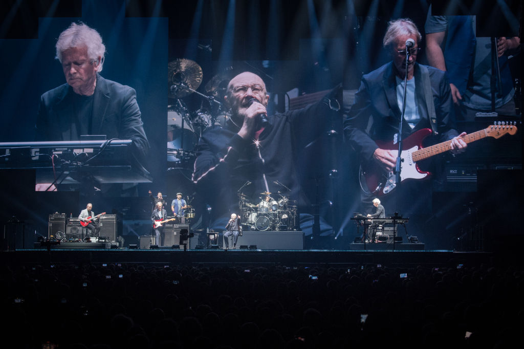 watch-genesis-play-the-final-song-and-take-a-last-bow-at-their-farewell-concert