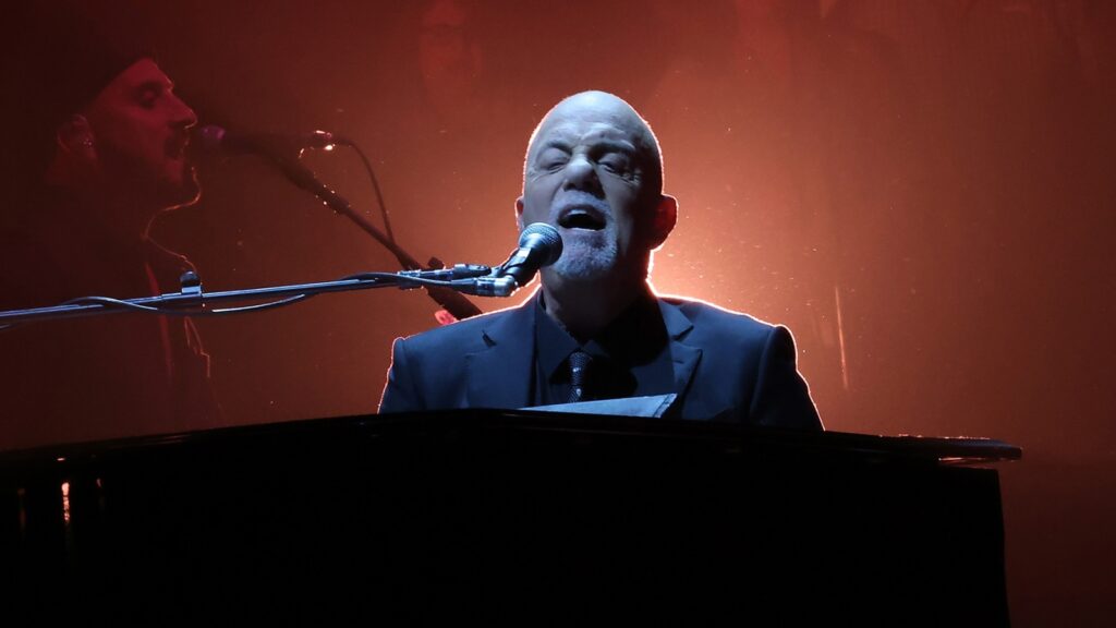 watch-billy-show-play-‘los-angelenos’-for-first-time-in-42-years