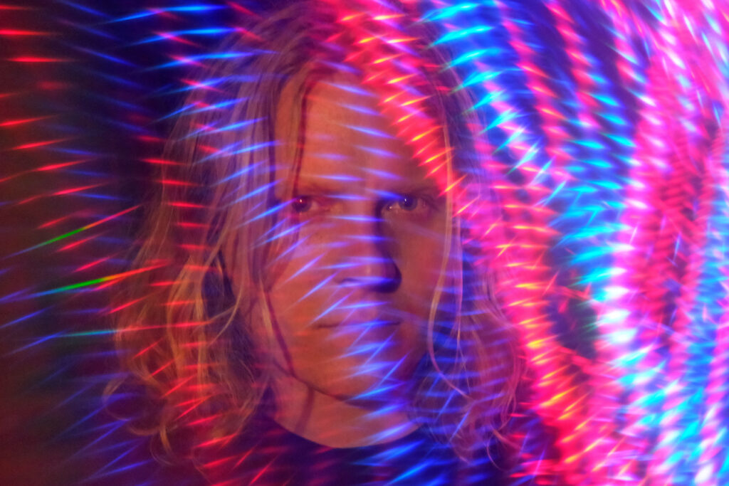 ty-segall-previews-‘whirlybird’-soundtrack-with-new-song