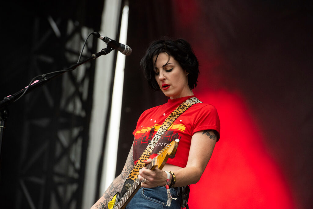 brody-dalle-testifies-against-josh-homme-at-domestic-violence-trial:-‘i-was-terrified’