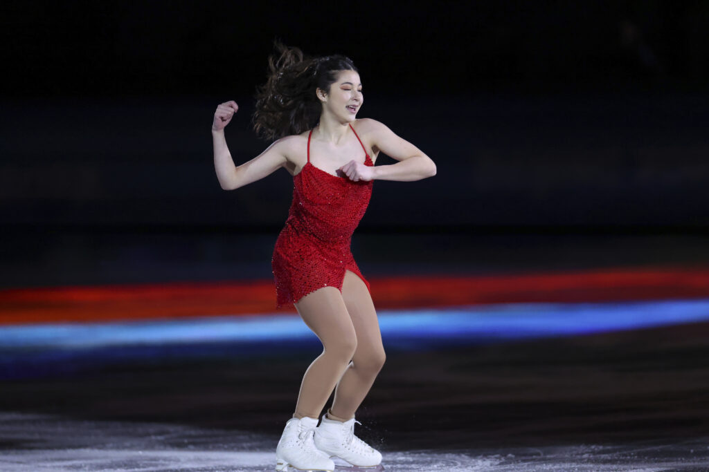 watch:-figure-skater-alysa-liu-performs-to-k-pop-group-itzy-at-olympics-gala
