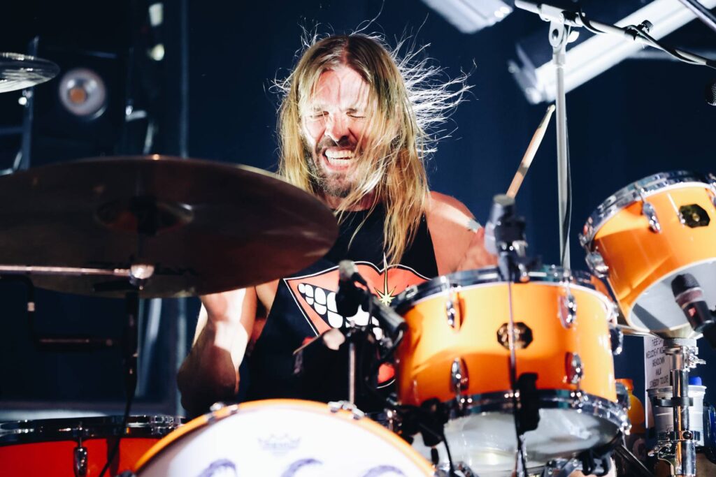 foo-fighters-drummer-taylor-hawkins-dead-at-50