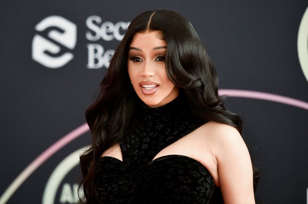 cardi-b-beats-libel-claim-from-ny-beachgoers-sporting-maga-hat,-trump-flag