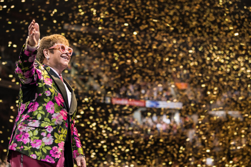 elton-john-announces-final-‘farewell-yellow-brick-road’-north-american-tour-dates