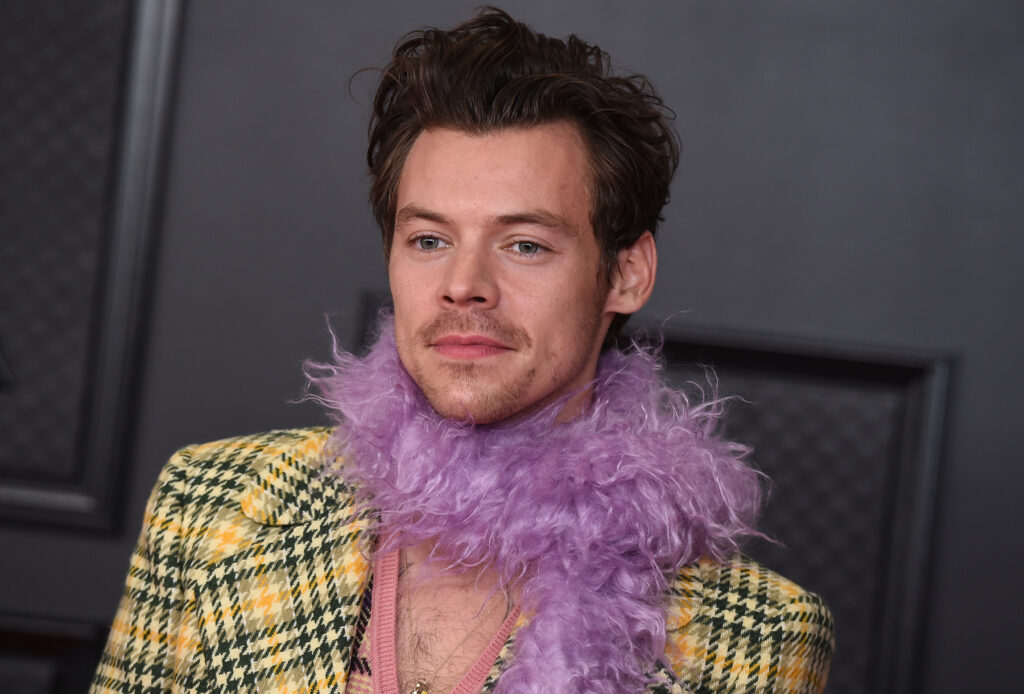 what-is-joni-mitchell’s-connection-to-harry-styles’-new-album?