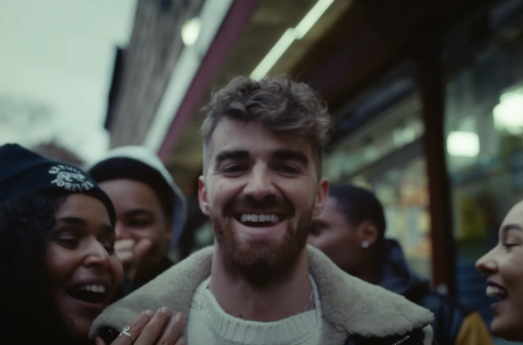 the-chainsmokers-end-a-bad-relationship-in-‘ipad’-video