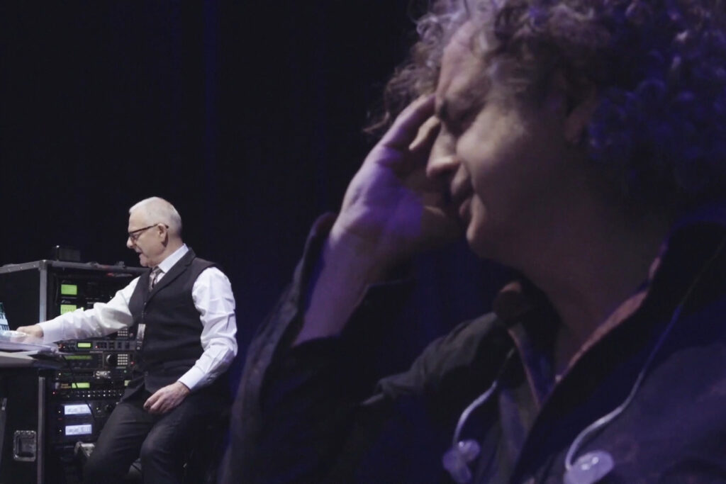 new-king-crimson-doc-‘in-the-court-of-the-crimson-king’:-8-things-we-learned