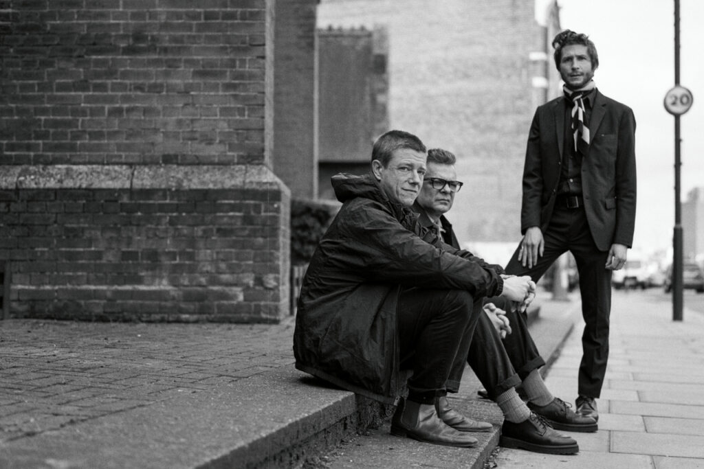 interpol-preview-‘the-other-side-of-make-believe’-lp-with-‘toni’