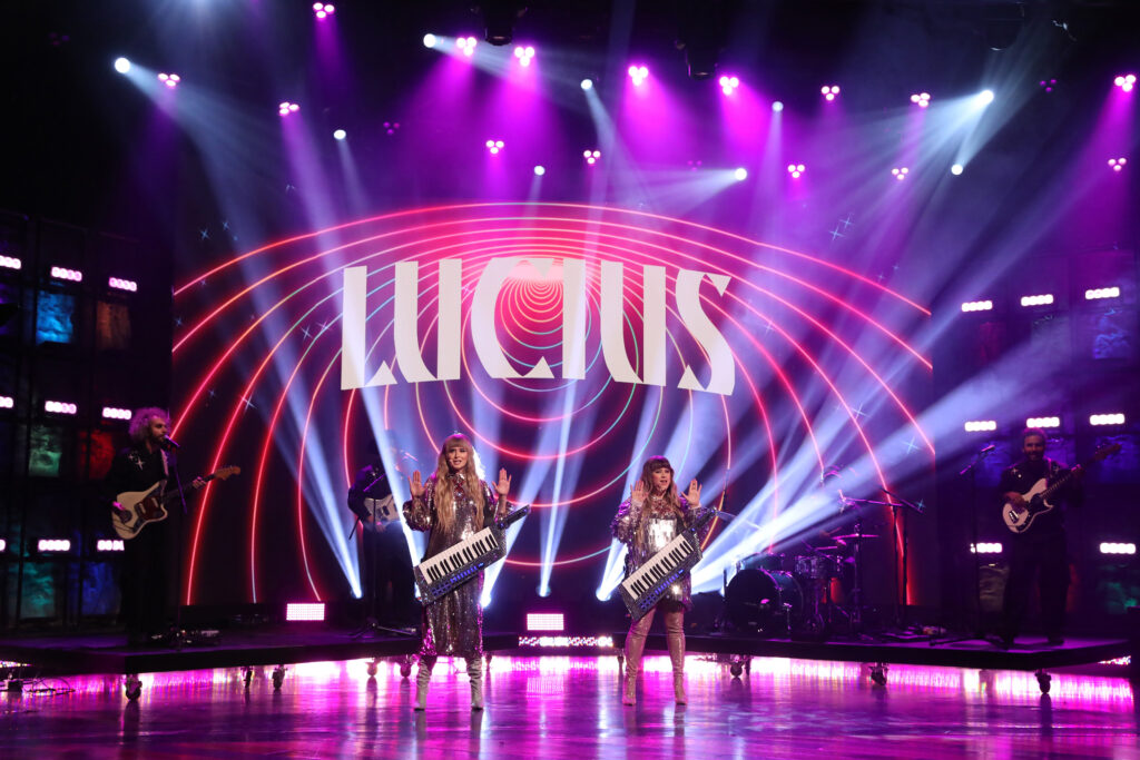 lucius-dances-away-the-sadness-with-‘next-to-normal’-on-‘ellen’