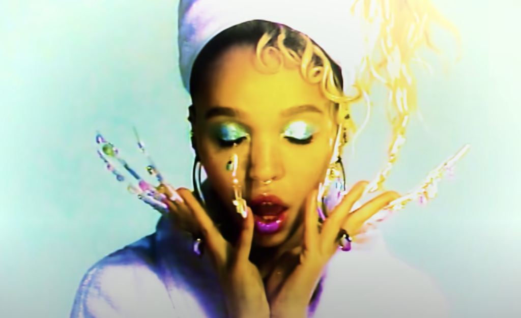 fka-twigs-gets-pampered-in-new-‘oh-my-love’-video