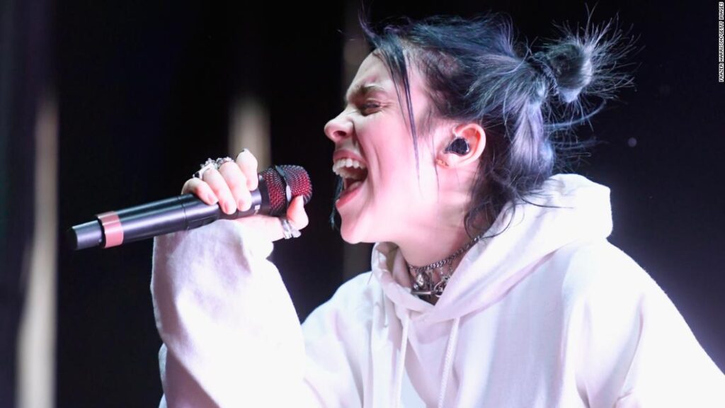 coachella’s-second-weekend-featured-sets-from-billie-eilish,-harry-styles,-carly-rae-jepsen