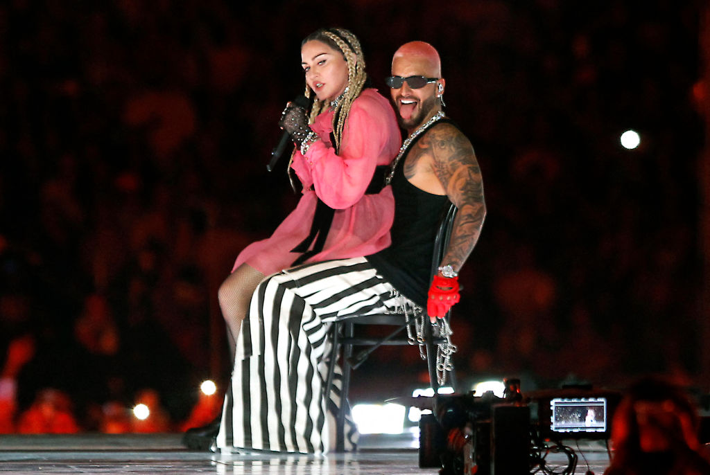 see-maluma-bring-out-madonna-at-medellin-concert