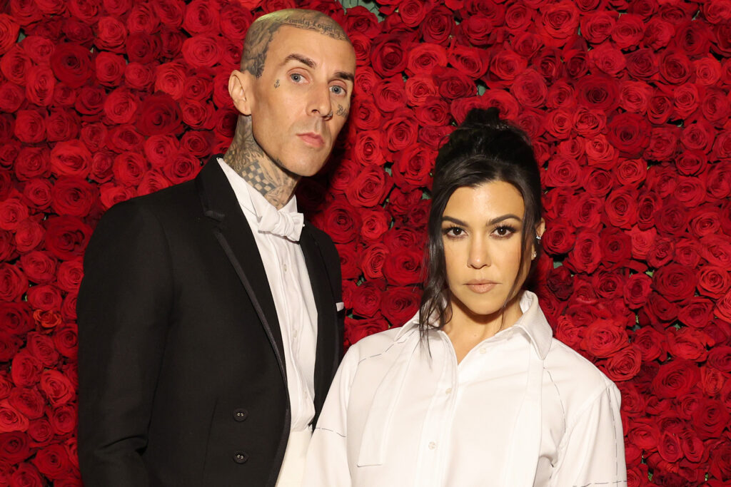 travis-barker,-kourtney-kardashian-get-legally-married-at-santa-barbara-courthouse