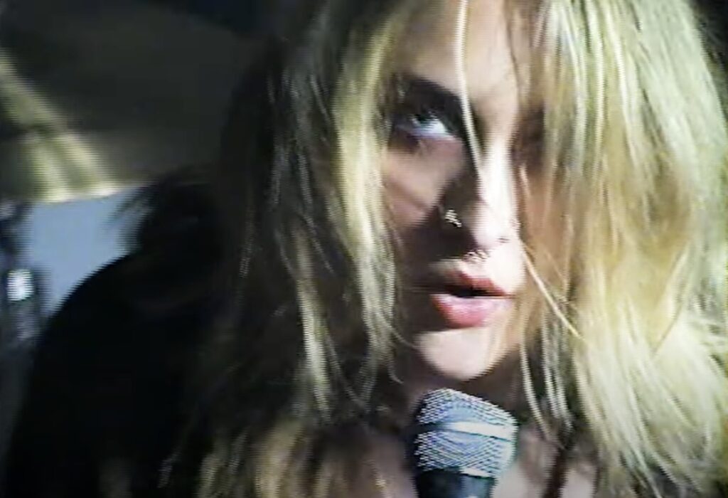 paris-jackson-pays-homage-to-nirvana’s-‘sliver’-with-new-‘lighthouse’-video