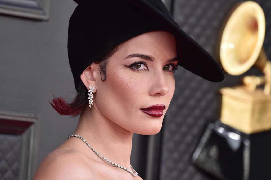 halsey-‘heartbroken’-and-‘panicked’-after-maryland-concert-canceled-due-to-flooded-venue