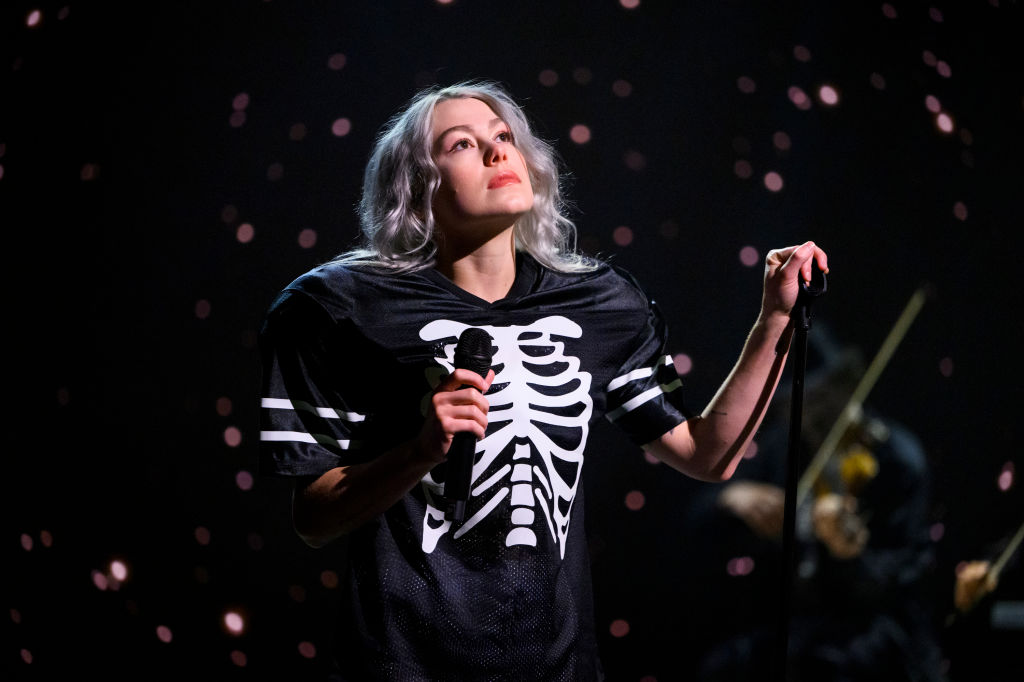 phoebe-bridgers-on-her-abortion:-‘i-wasn’t-fucking-emotional-at-all’
