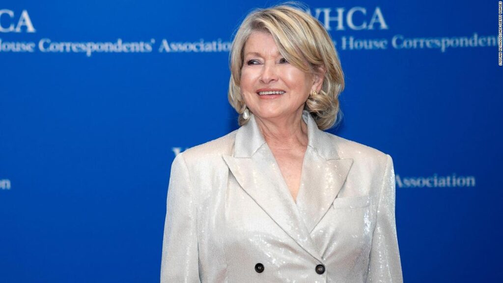 martha-stewart-discusses-her-crushes-with-chelsea-handler