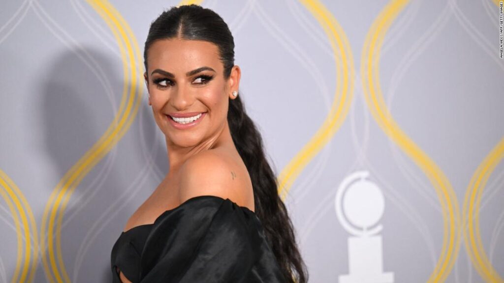 lea-michele-will-replace-beanie-feldstein-in-‘funny-girl’
