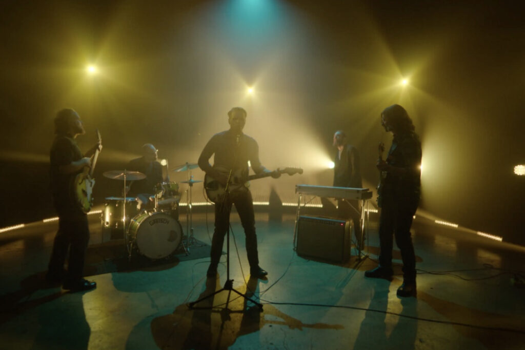 death-cab-for-cutie-taps-lance-bangs-for-‘here-to-forever’-music-video