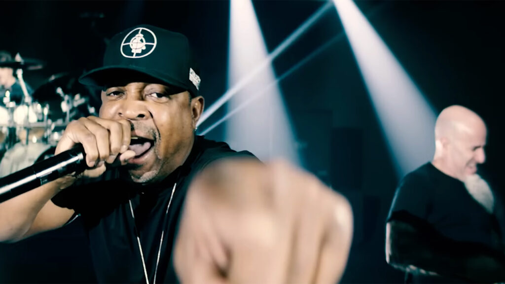 see-public-enemy’s-chuck-d,-anthrax-reunite-to-‘bring-the-noise’