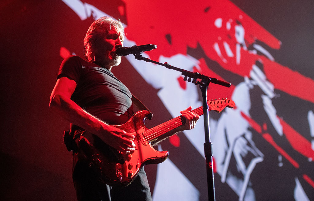 roger-waters-says-he’s-‘far,-far,-far-more-important’-than-the-weeknd-and-drake