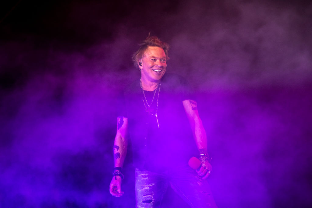 axl-rose-slams-vladimir-putin:-‘callous,-lying,-murderous,-little-man’