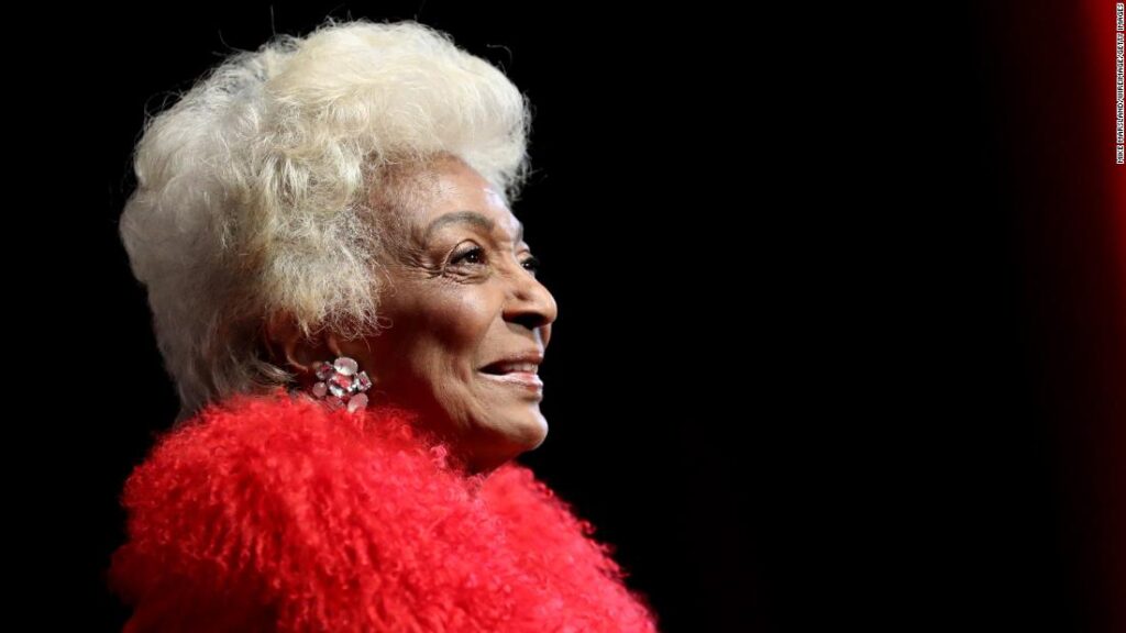 george-takei,-jj.-abrams-and-more-pay-tribute-to-late-‘star-trek’-actress-nichelle-nichols