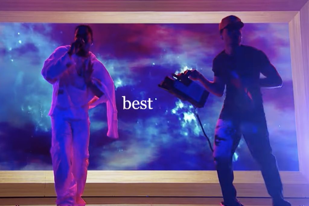 chance-the-rapper,-joey-bada$$-deliver-artsy-performance-of-‘the-highs-and-the-lows’-on-‘fallon’