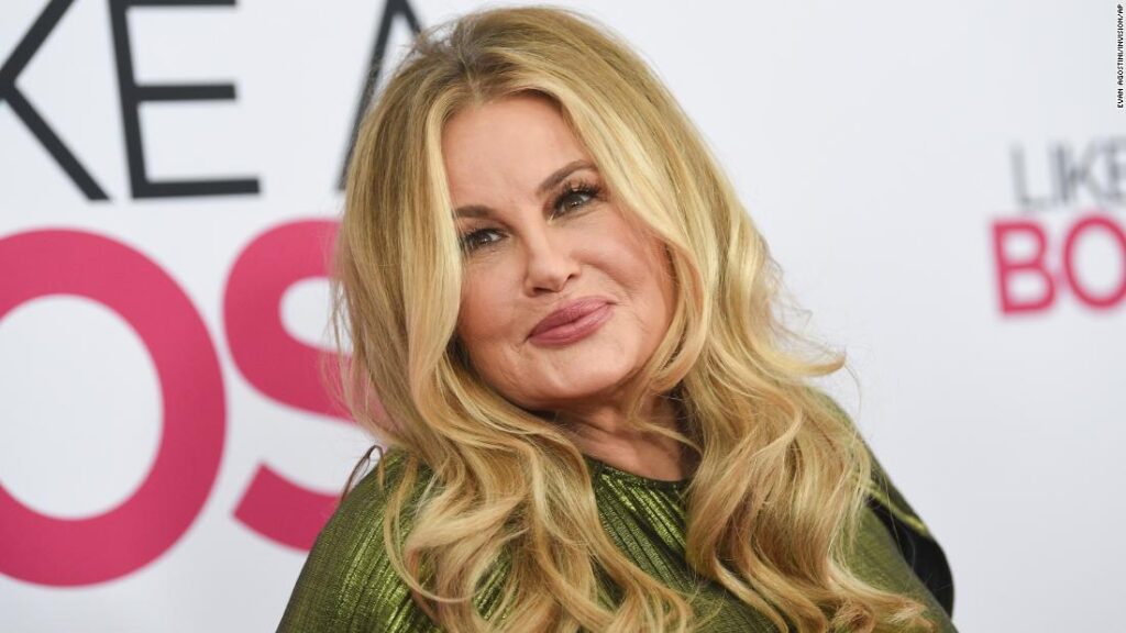 jennifer-coolidge-says-playing-stifler’s-mom-in-‘american-pie’-helped-her-sex-life