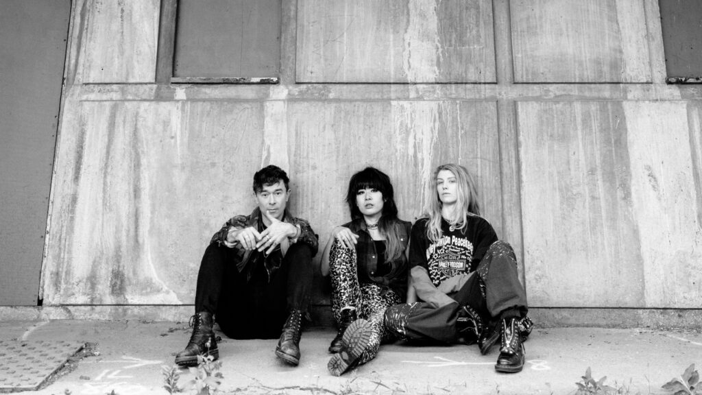 the-big-pink-confirm-first-album-in-10-years,-drop-new-song-‘rage’