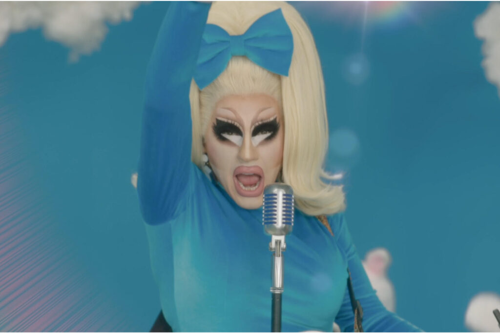 trixie-mattel-becomes-a-playboy-bunny-in-‘white-rabbit’-video