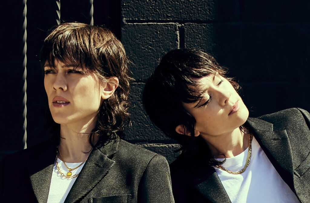 tegan-and-sara-get-nostalgic-on-new-ballad-‘faded-like-a-feeling’