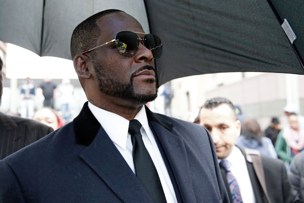 two-more-r.-kelly-accusers-testify-singer-engaged-them-in-sex-acts-as-minors