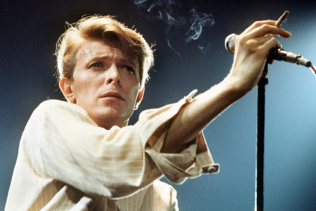 david-bowie-is-getting-a-plaque-on-london’s-music-walk-of-fame