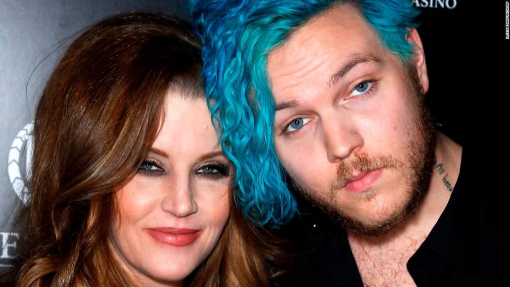 lisa-marie-presley-says-she-was-‘destroyed’-by-the-death-of-her-son