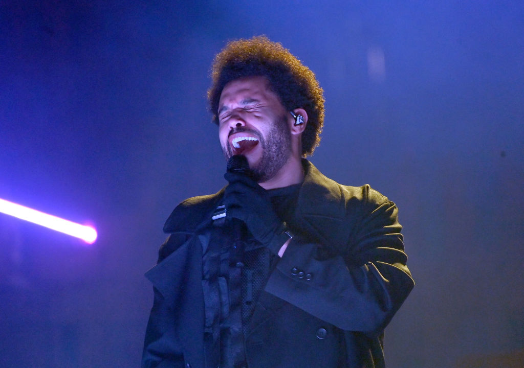 the-weeknd-cancels-los-angeles-concert-early-after-losing-his-voice