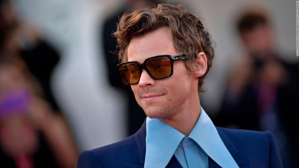 harry-styles-jokes-about-that-chris-pine-spitting-speculation