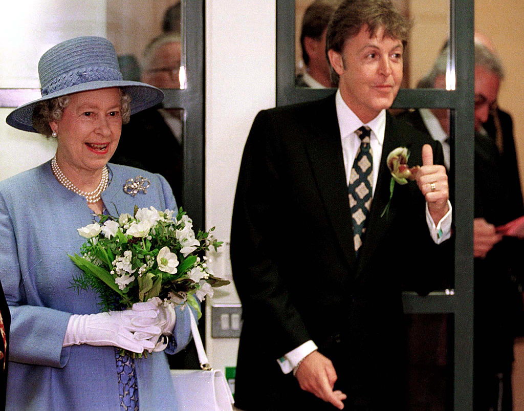 paul-mccartney-reminisces-on-many-encounters-with-late-queen-elizabeth-ii:-‘you-will-be-missed’