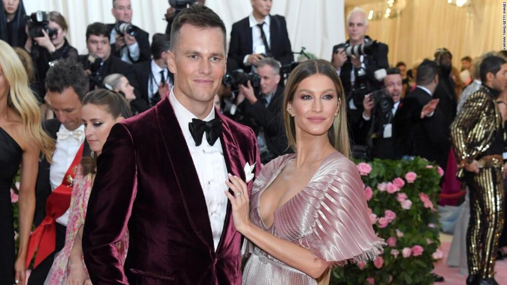 gisele-bundchen-and-tom-brady-are-‘living-separately,’-source-tells-cnn
