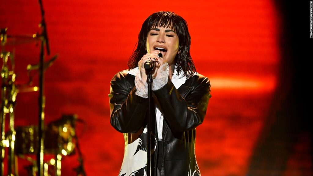 demi-lovato-says-her-current-tour-will-be-her-last