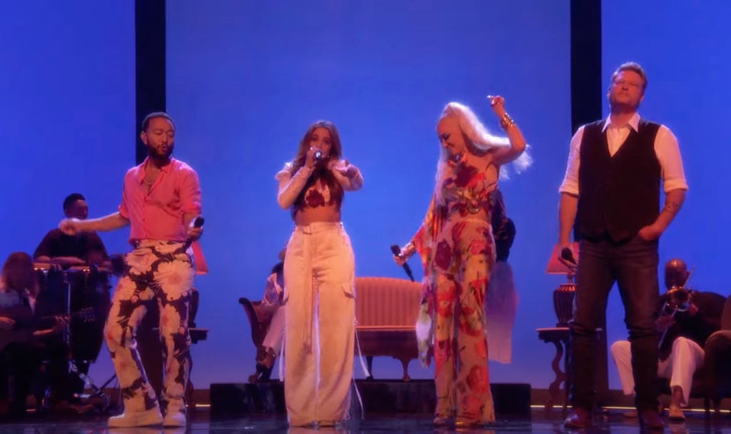 see-‘the-voice’-vets-join-new-coach-camila-cabello-for-‘havana’-performance