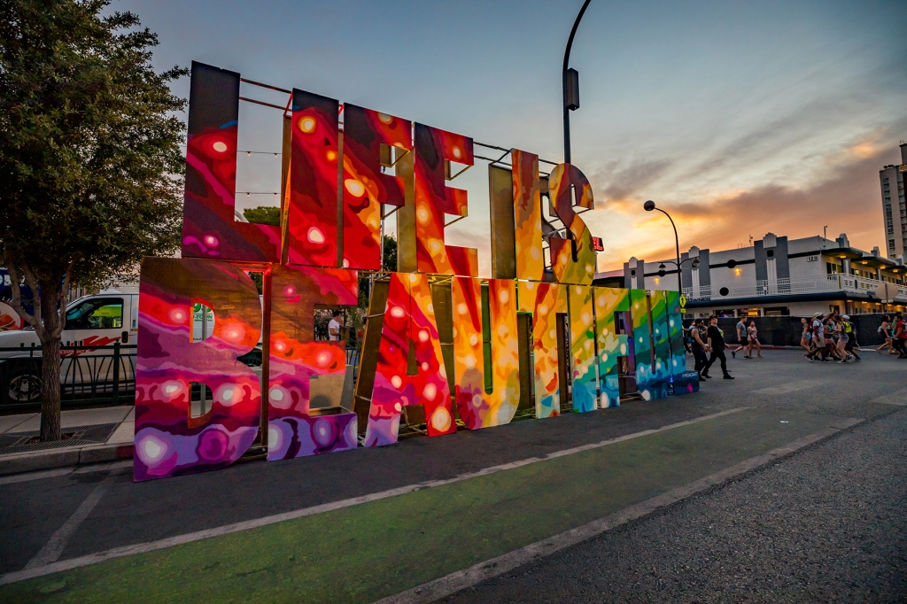 watch:-behind-the-scenes-from-life-is-beautiful