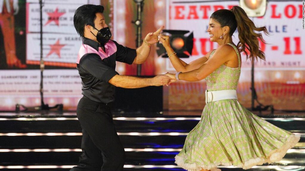 ‘dancing-with-the-stars’-elimination-comes-down-to-tie-breaking-vote