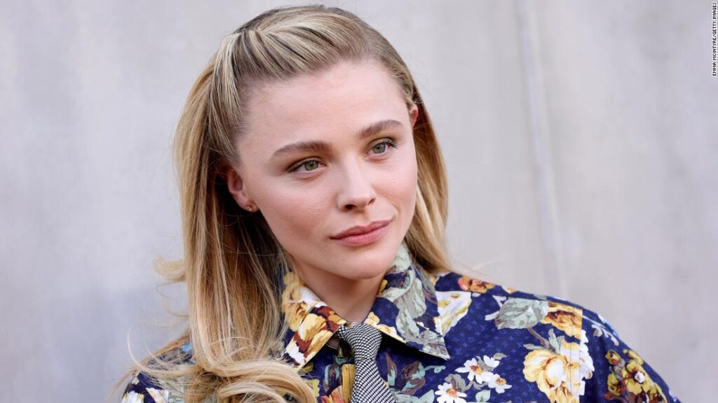 chloe-grace-moretz-says-viral-meme-made-her-‘super-self-conscious’-about-her-body