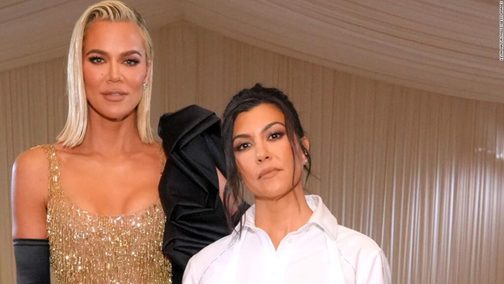 kourtney-kardashian-says-she’s-she’s-not-as-close-to-khloe-as-she-once-was