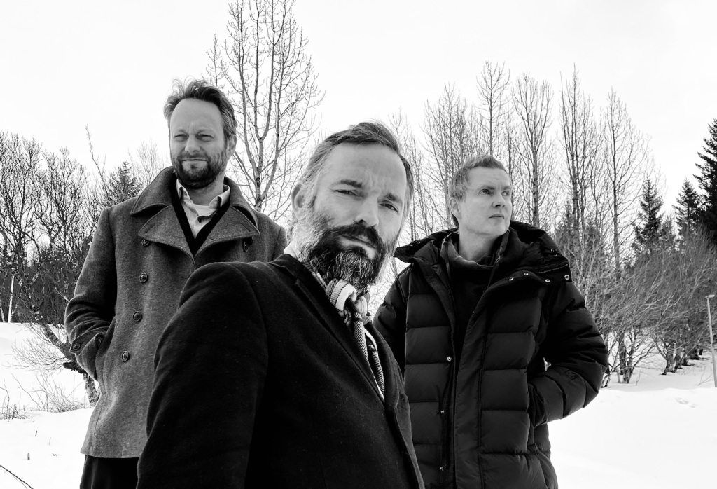 sigur-ros-celebrate-20th-anniversary-of-‘(-)’-with-expanded-reissue