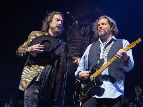 black-crowes-near-settlement-in-royalties-lawsuit-with-former-drummer