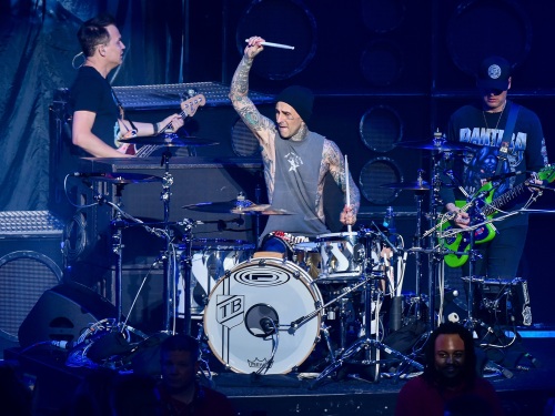 first-(new-tour)-dates:-here’s-where-you-can-find-blink-182’s-2023-reunion-concert-tickets-online