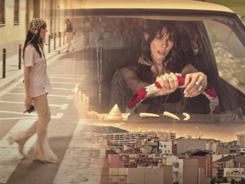 caroline-polachek-cruises-through-barcelona-in-new-‘sunset’-video